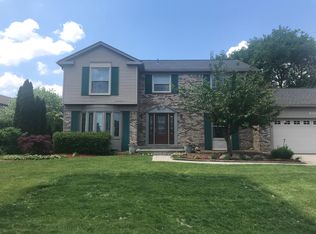 2700 Steamboat Springs Dr, Rochester Hills, MI 48309