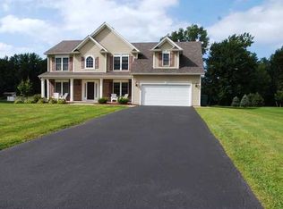 1668 Shallow Creek Trl, Webster, NY 14580