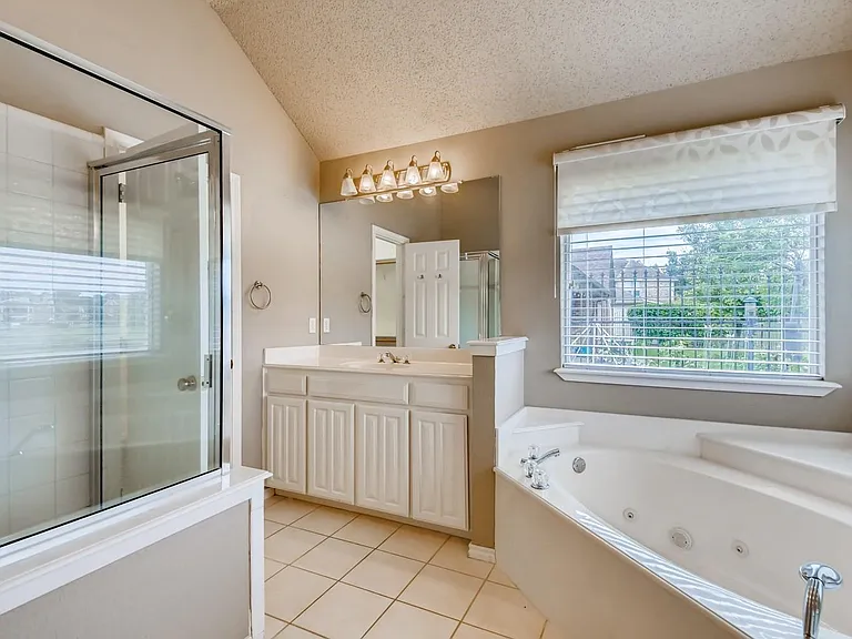 5930 River Bend Dr — Photo 24