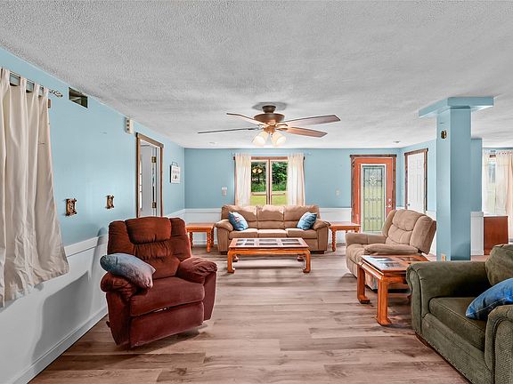 4th image of 243 Stone Springhouse Rd