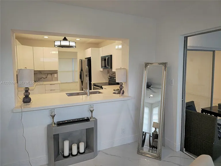 7771 NW 46th St — Photo 16