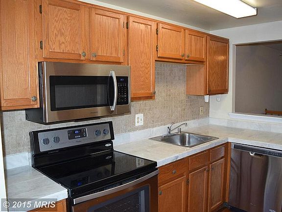 3rd image of 5817 Norham Dr