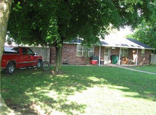 2440 Butterfield Coach Rd, Springdale, AR 72764