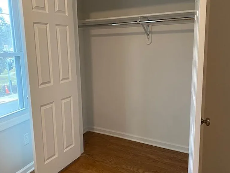 165 E Main St — Photo 8