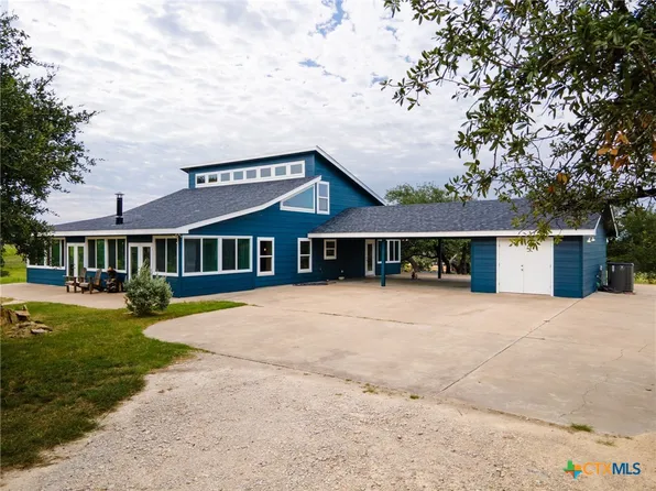 266 Bear Branch Rd, Purmela, TX 76566