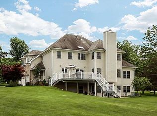 137 Mountain View Rd, Warren, NJ 07059