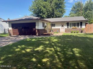 237 Shrewsbury St, Holland, OH 43528