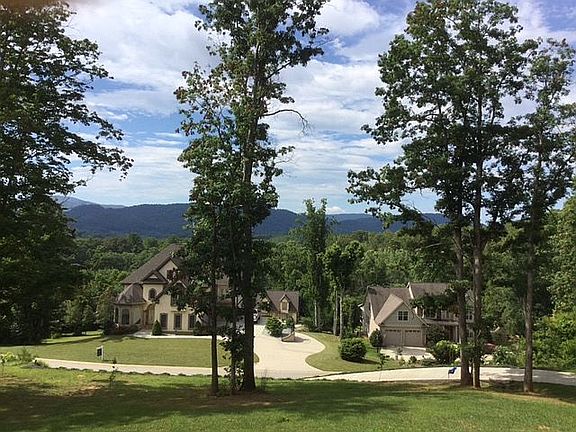4th image of 137 Glen Trillium Dr