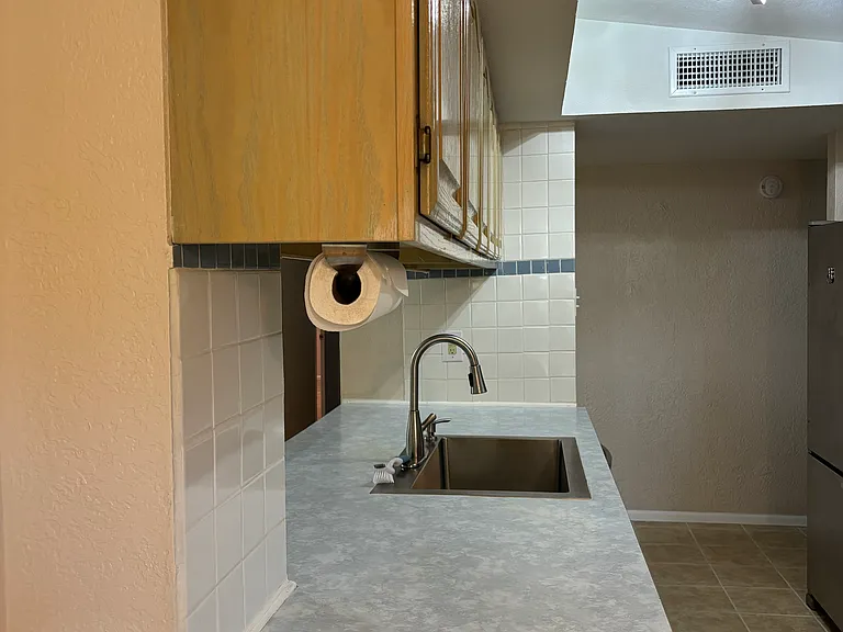 5709 Devon Ave — Photo 5