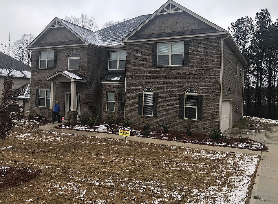 2nd image of 3364 Ridge Manor Way