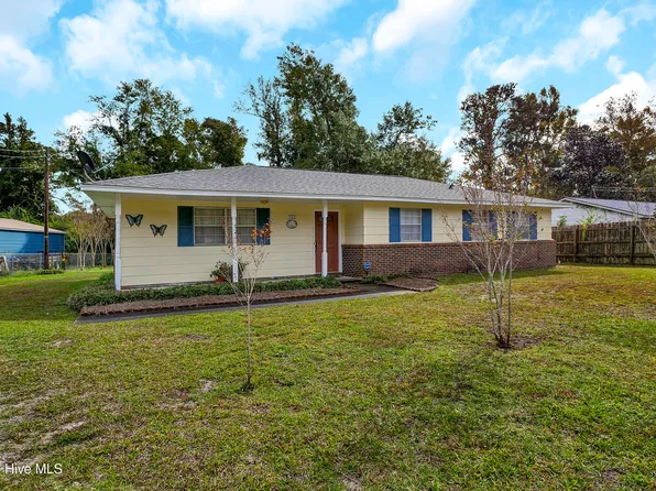 222 Bradford Road, Wilmington, NC 28409