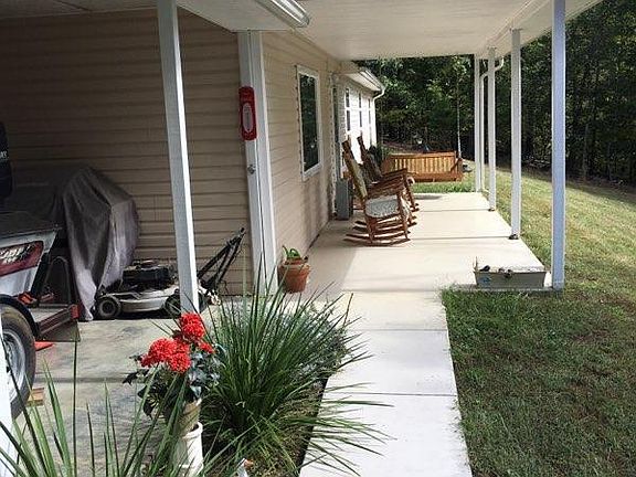 5th image of 707 E Muskogee Dr