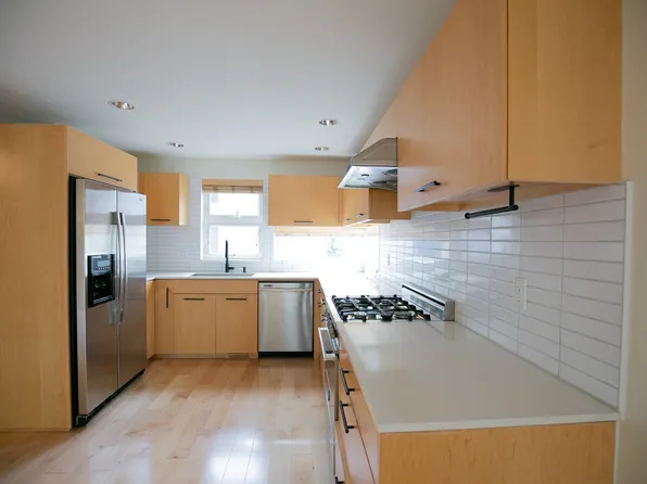2905 NW 85th St, Seattle, WA 98117