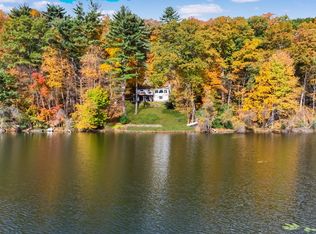 148 W Shore Dr, Dingmans Ferry, PA 18328