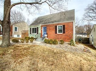 8843 Rainbow Ln, Kansas City, MO 64114