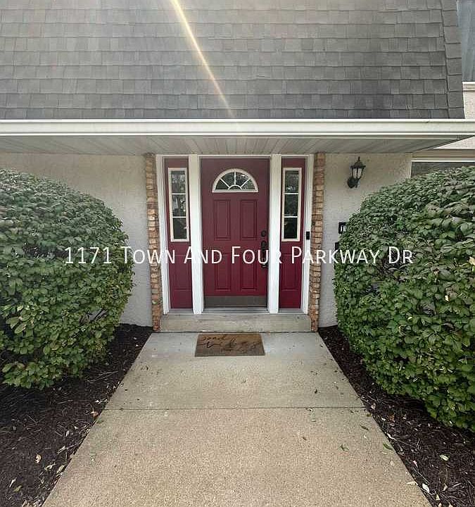 1st image of 1171 Town And Four Parkway Dr