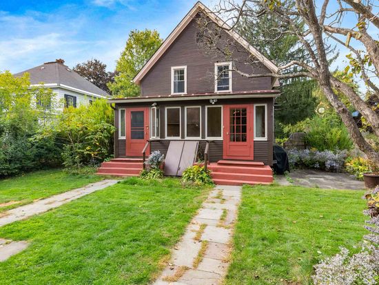 9-11 East Street, Essex Junction, VT 05452