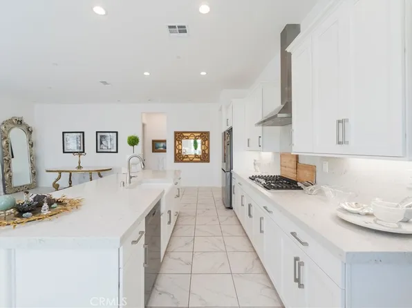 11986 Sagecrest Ct, Corona, CA 92883