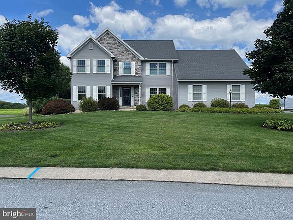 5th image of 1033 Cider Ln
