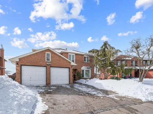 1002 Rambleberry Ave, Pickering, ON L1V 5Y3
