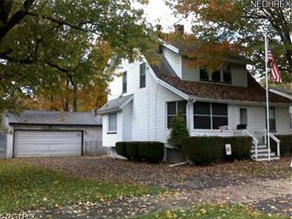 2nd image of 586 S Hazelwood Ave