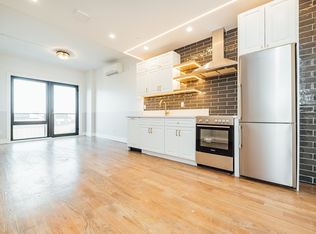 115 Stanwix St APT 210, Brooklyn, NY 11206