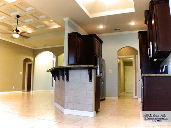 4th image of 1525 Karis Ct