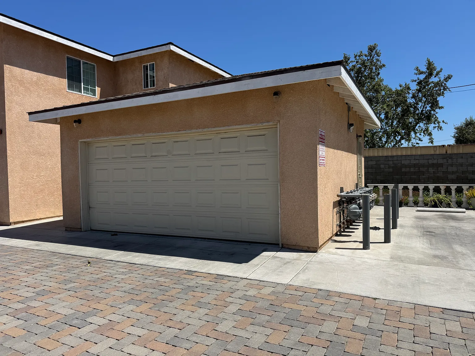 2 bed, $2,500 — Photo 2