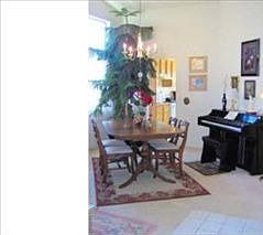 3rd image of 15555 Isleta Ln