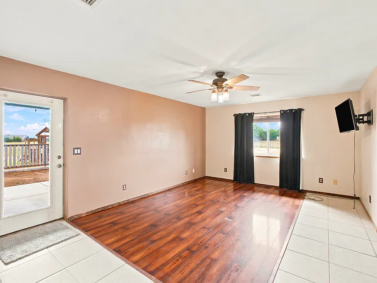 1895 S Yellow Brick Rd — Photo 11