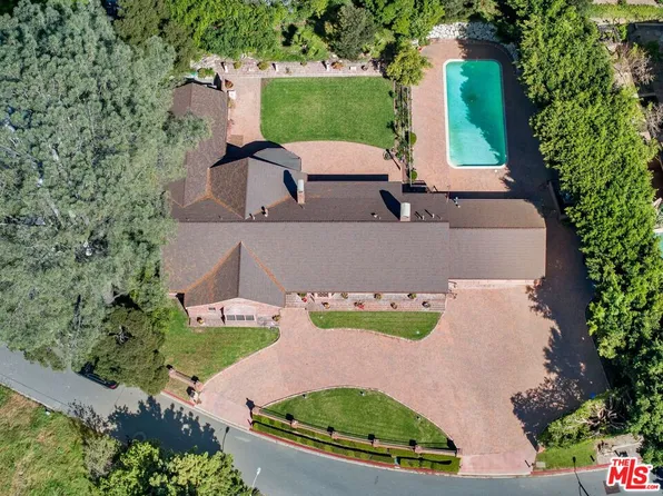 1110 Sutton Way, Beverly Hills, CA 90210