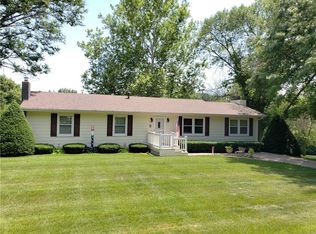 1311 Monroe Dr, Newton, IA 50208