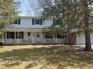 5028 Sioux Ct, Flushing, MI 48433