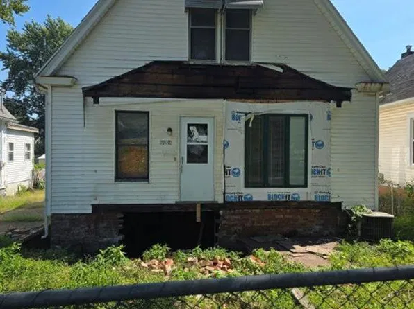 1910 N 9th St, Springfield, IL 62702