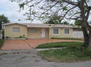 9010 SW 28th Ter, Miami, FL 33165