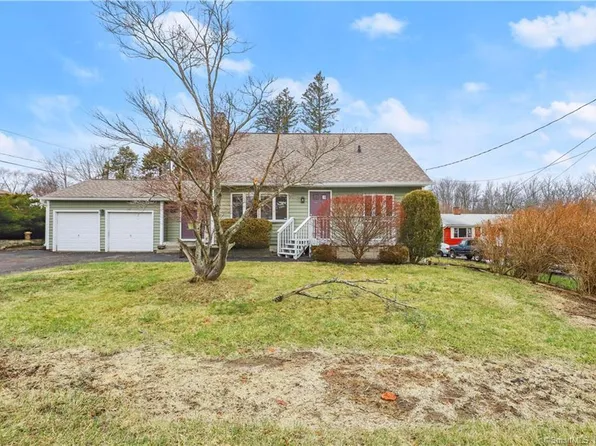 138 Gillotti Road, New Fairfield, CT 06812