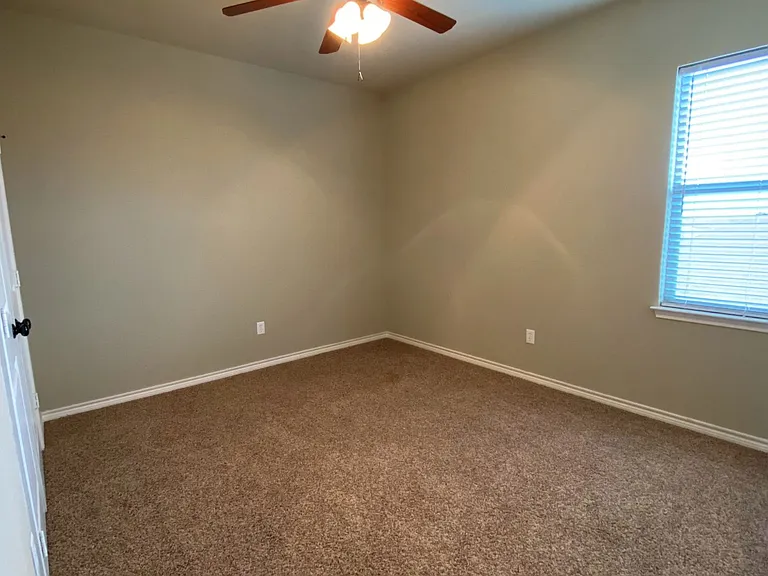 3132 Stallion Dr — Photo 21