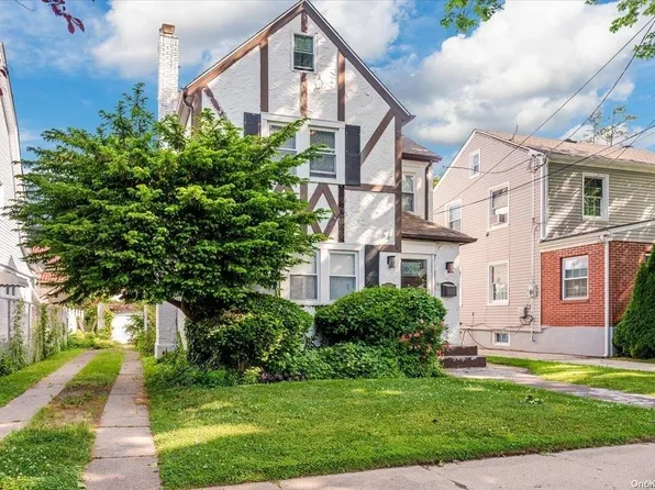 194-09 111th Avenue, Saint Albans, NY 11412