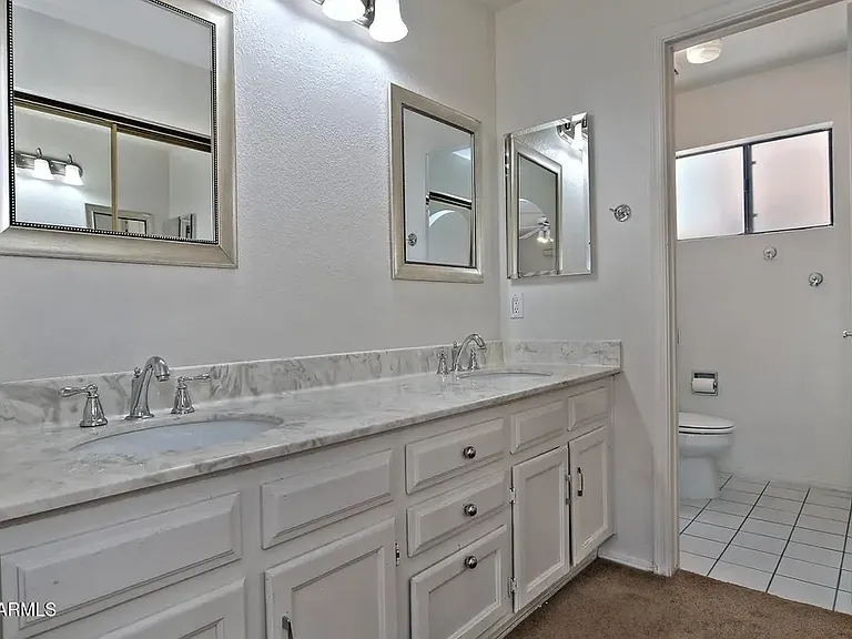 1807 N Ventura Ln — Photo 31