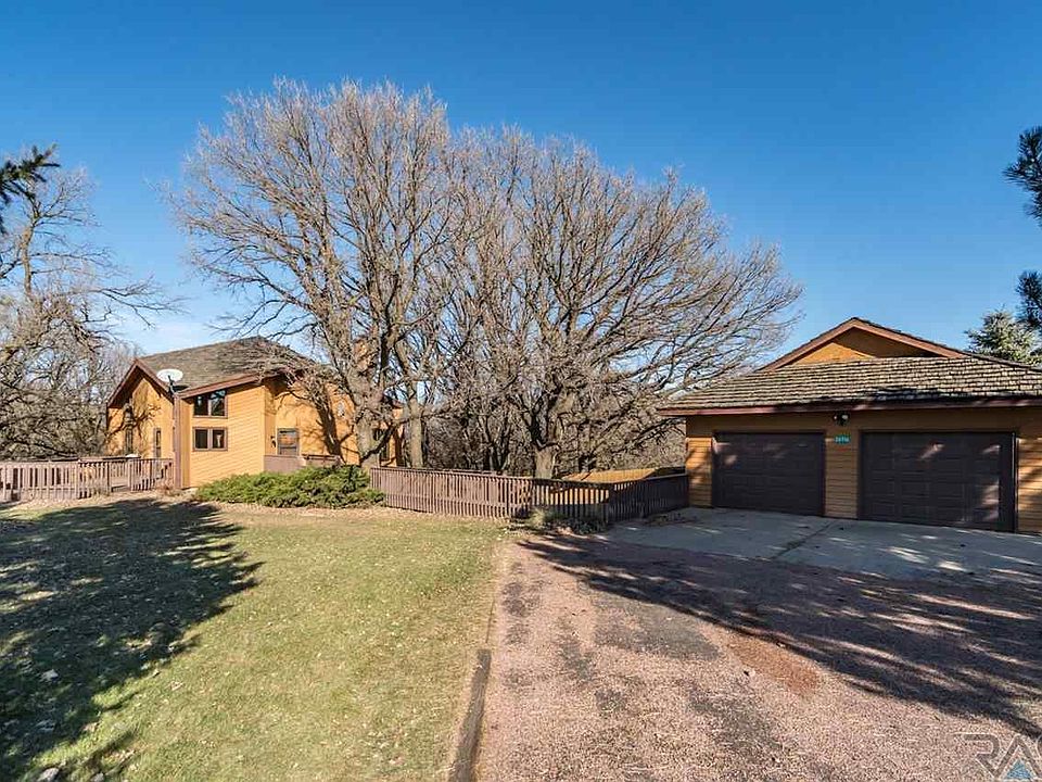 1st image of 26916 Baker Park Pl