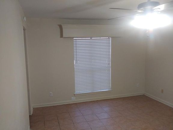 3rd image of 5809 Marvin Loving Dr APT 507