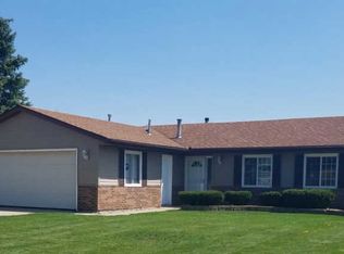 44 Ivy Ln, Dyer, IN 46311