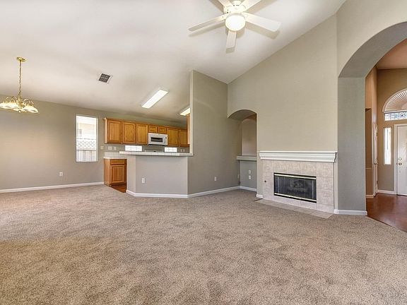 5th image of 5649 Red Willow Ln