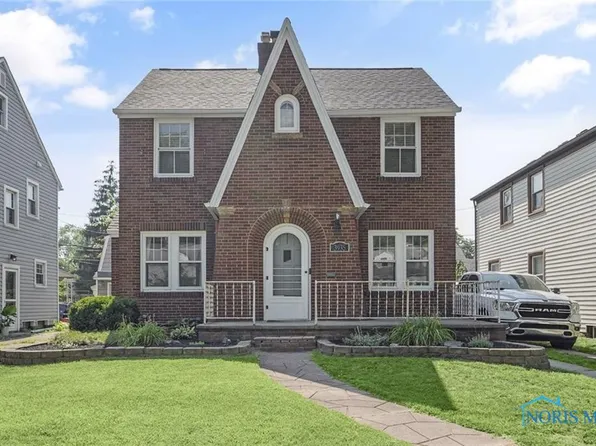 3935 Garrison Rd, Toledo, OH 43613