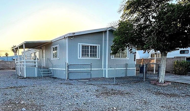 1st image of 3635 Huerta Dr