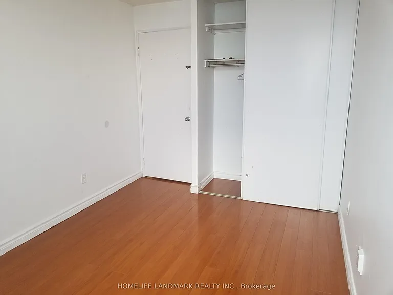 2460 Eglinton Ave E #901 — Photo 20