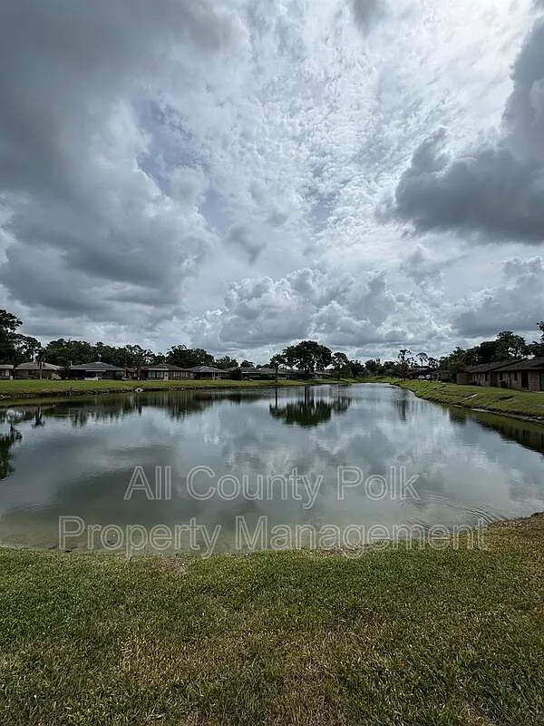 2 bed, 2.0 bath, 1110 sqft, $1,795 — Photo 4