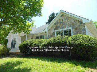 2237 Ramblewood Cir, Decatur, GA 30035