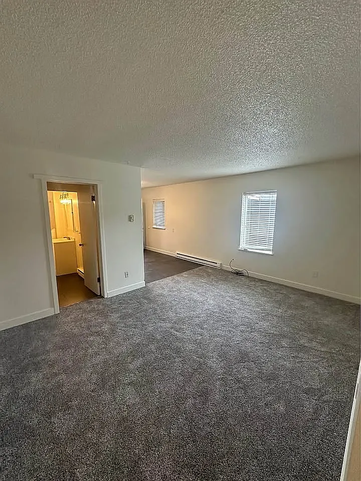 1 bed, $1,100 — Photo 2