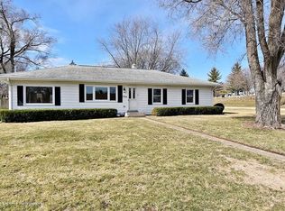 104 Oliver St, Bartlett, IL